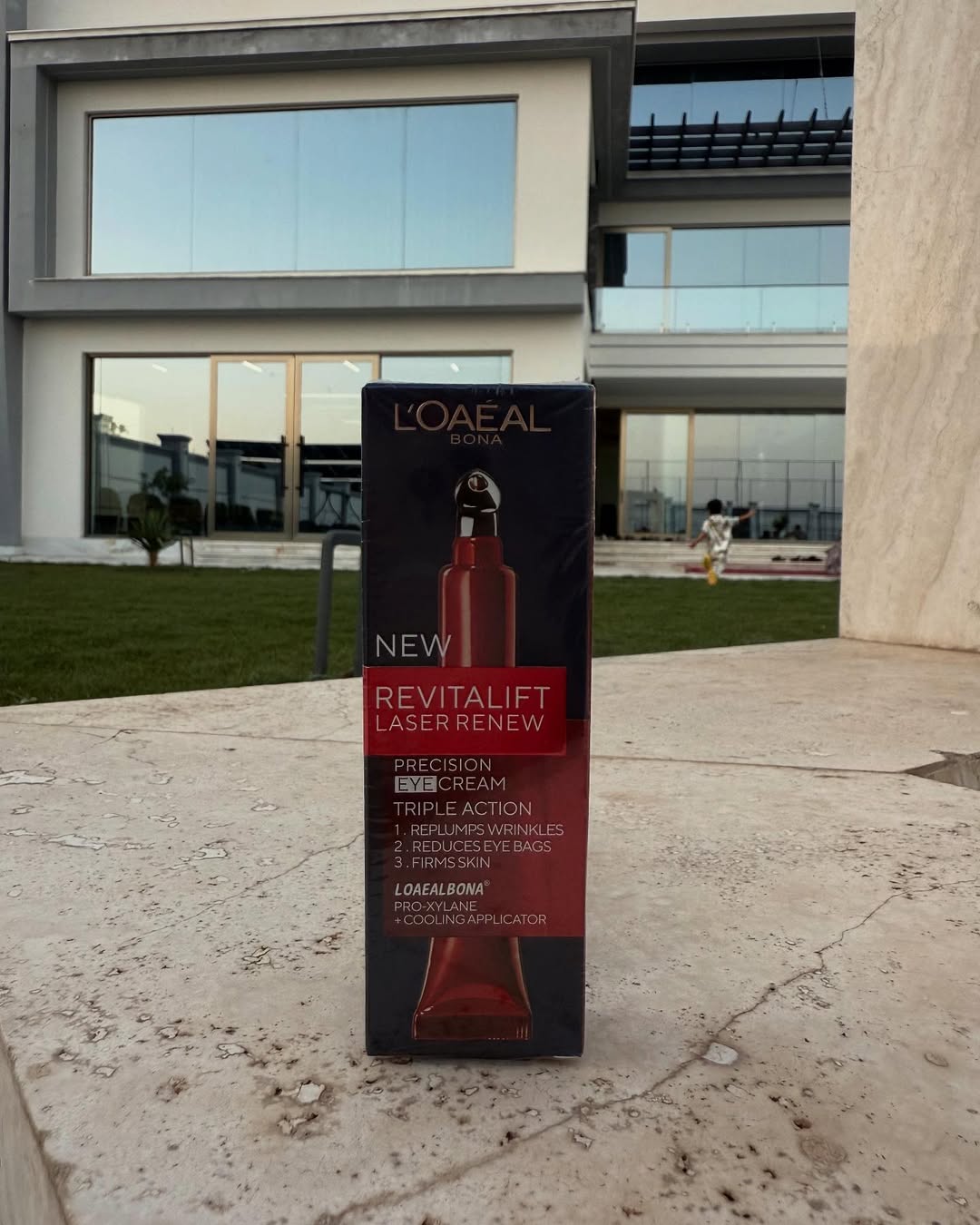 کرم دور چشم لورال